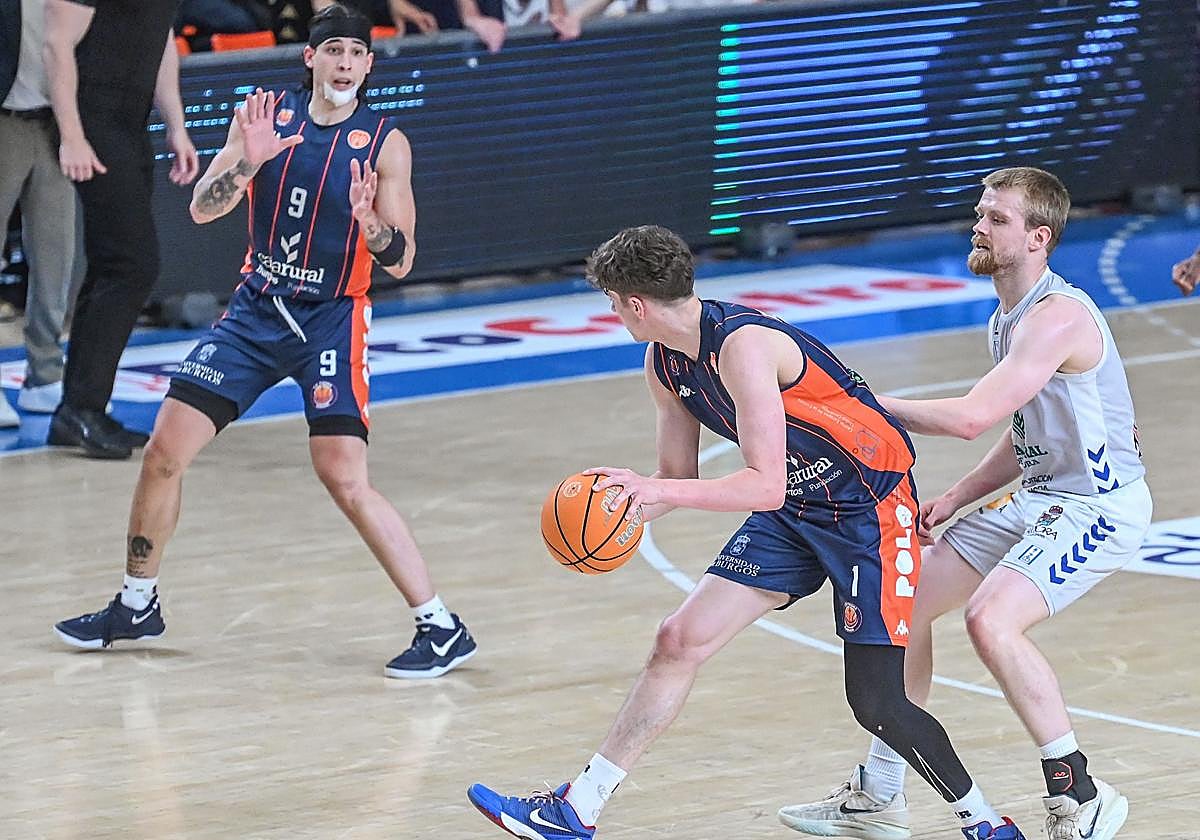 Instante del partido entre el Tizona y el Zamora, en Burgos.