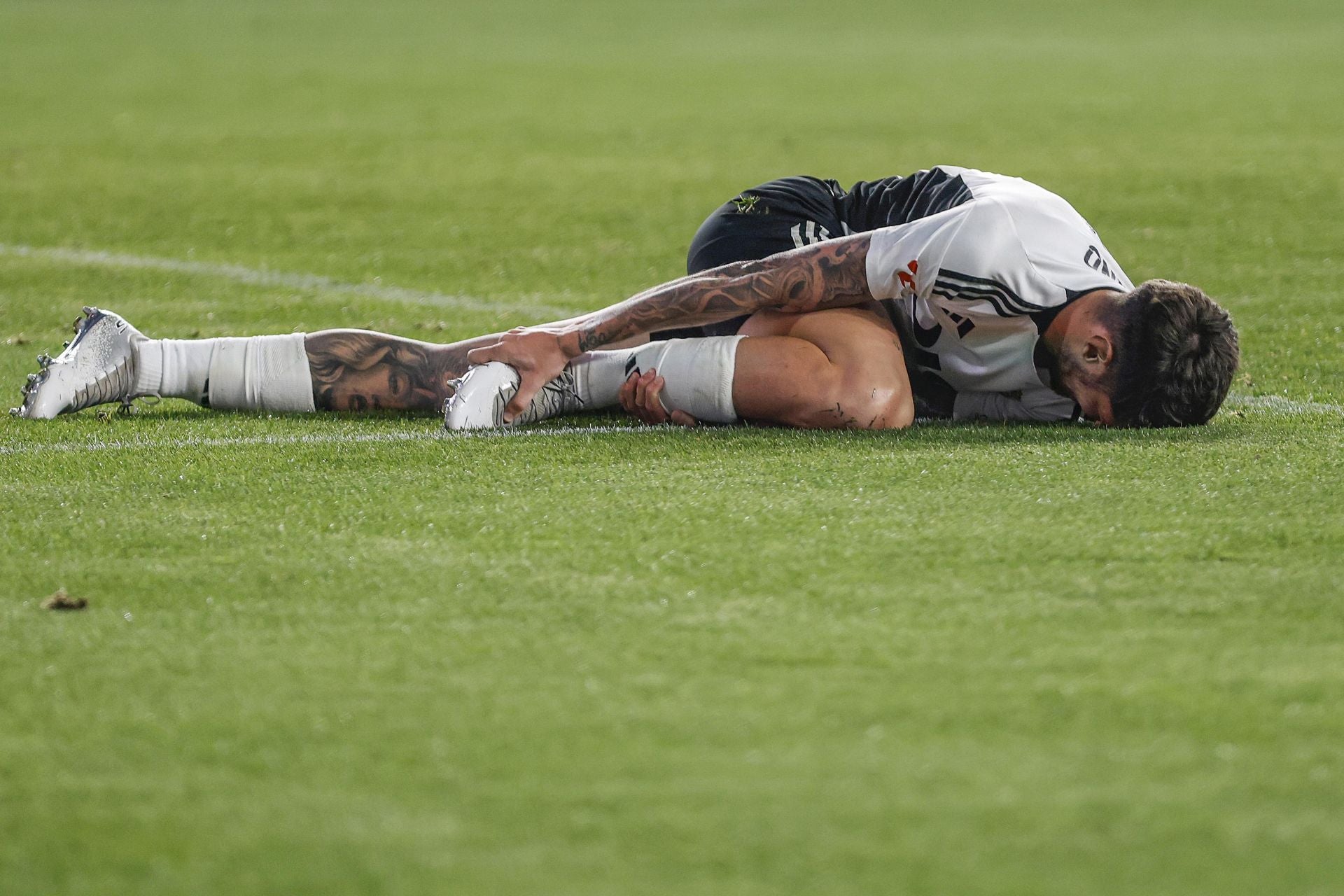 La derrota del Burgos frente al Elche, en imágenes