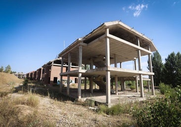 Buniel tantea a los propietarios de Soto del Real para reactivar la urbanización abandonada