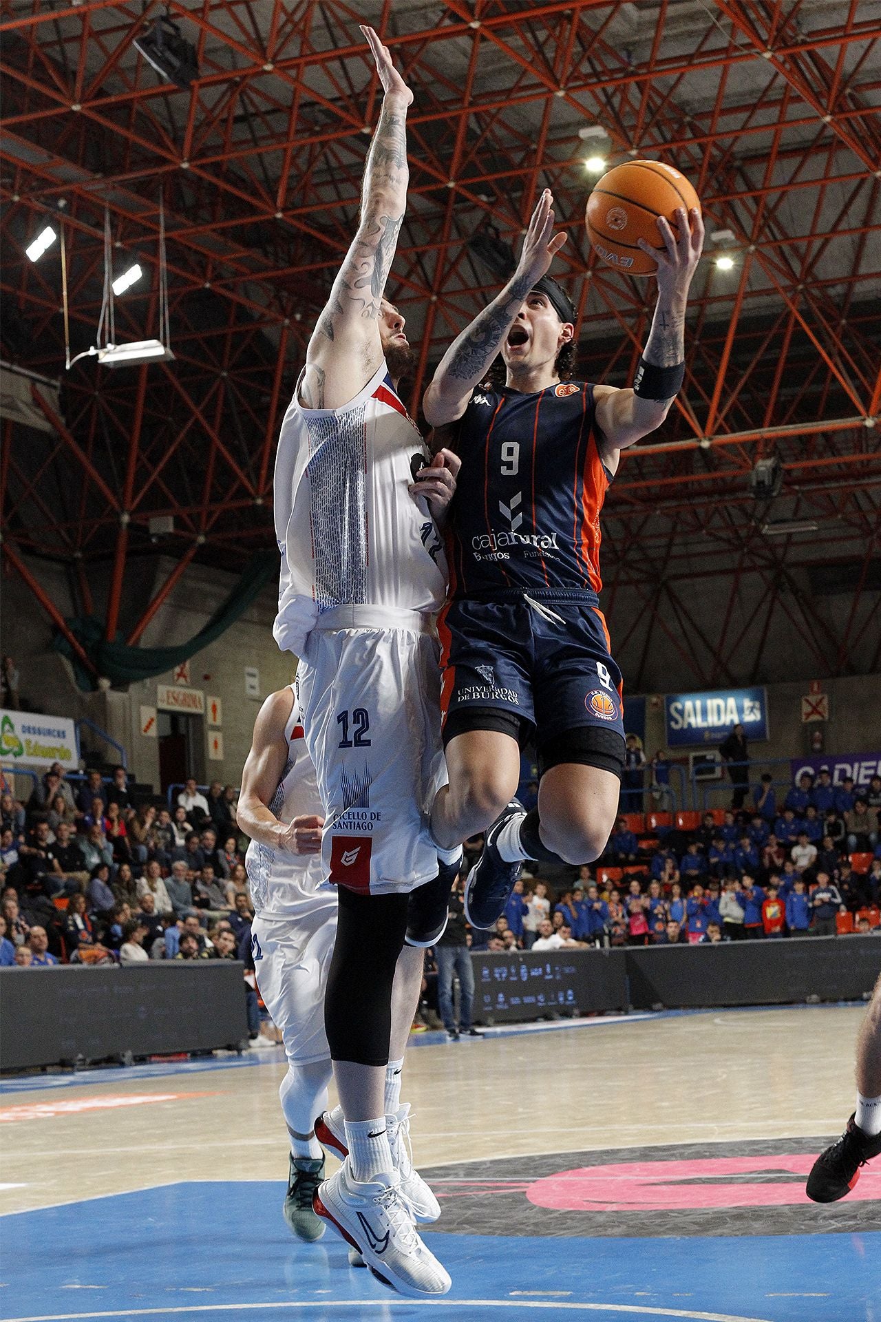 Imágenes de la derrota, aunque pase a playoffs, del Tizona