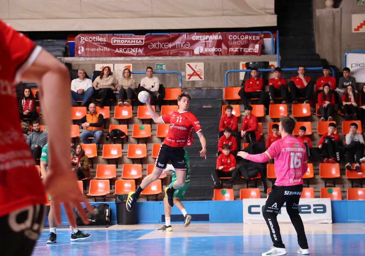 Una victoria por dos goles para el ascenso directo del UBU San Pablo Burgos