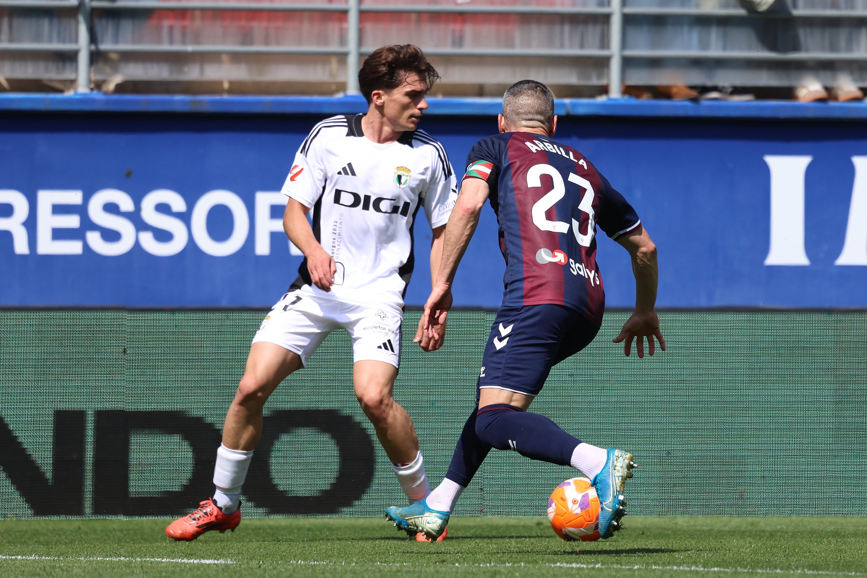 Así ha sido, en imágenes, la derrota del Burgos CF ante el Eibar