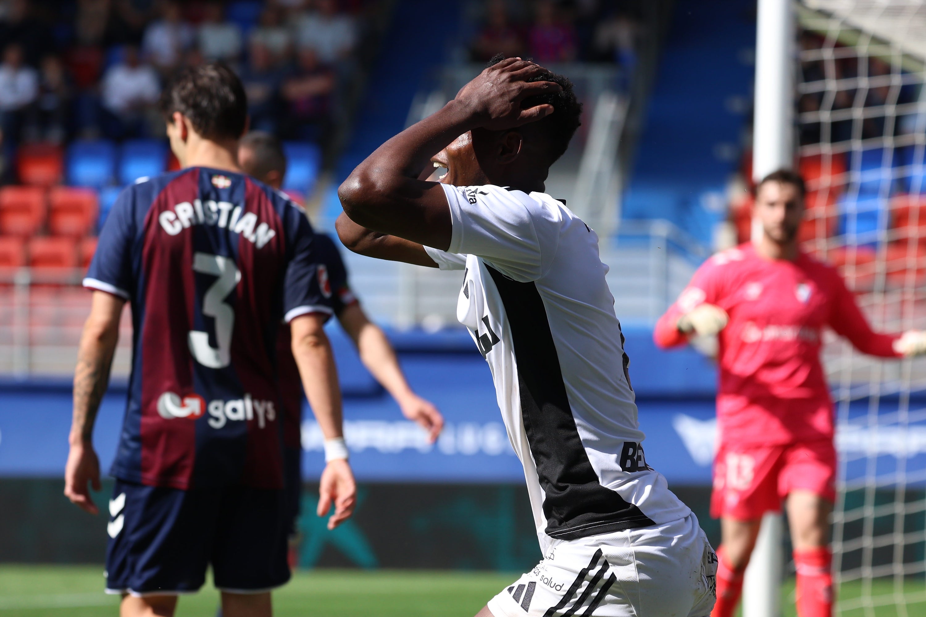 Así ha sido, en imágenes, la derrota del Burgos CF ante el Eibar