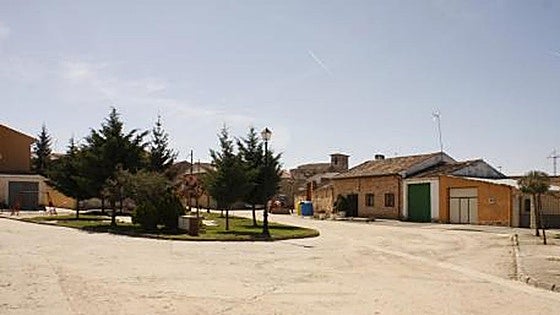 Las Cortes apoyan la construcción de una rotonda en el acceso a La Horra