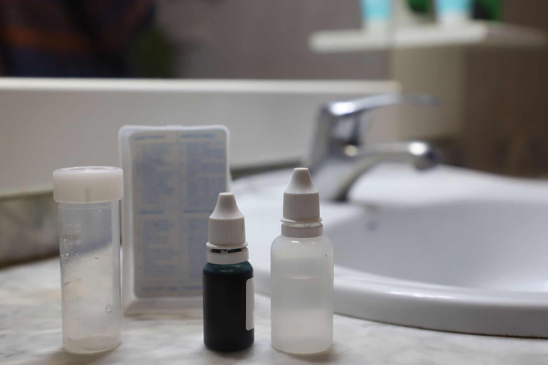 Kit para comprobar la cantidad de cal que tiene el agua.