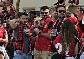 La afición se ha volcado animando al equipo jabato
