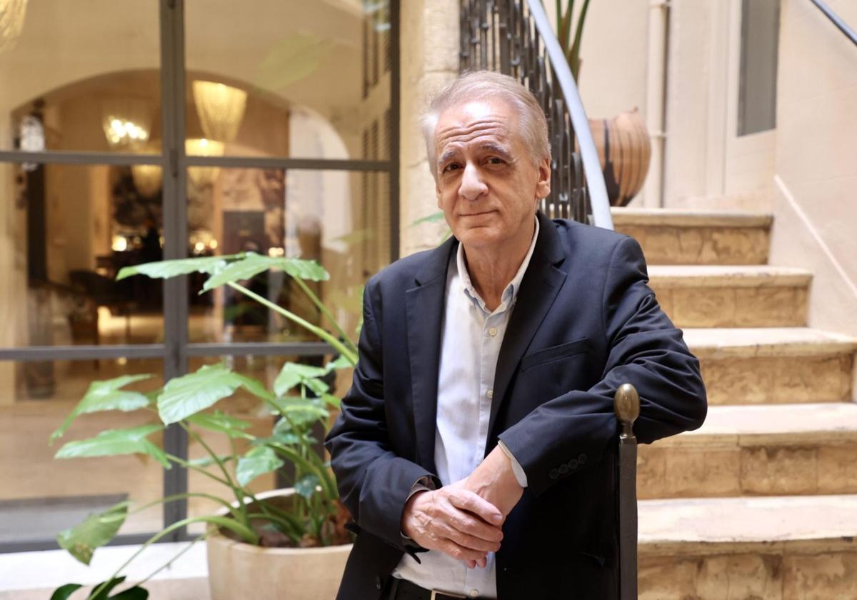El periodista Ignacio Cembrero analiza en Burgos el corazón del poder del Magreb