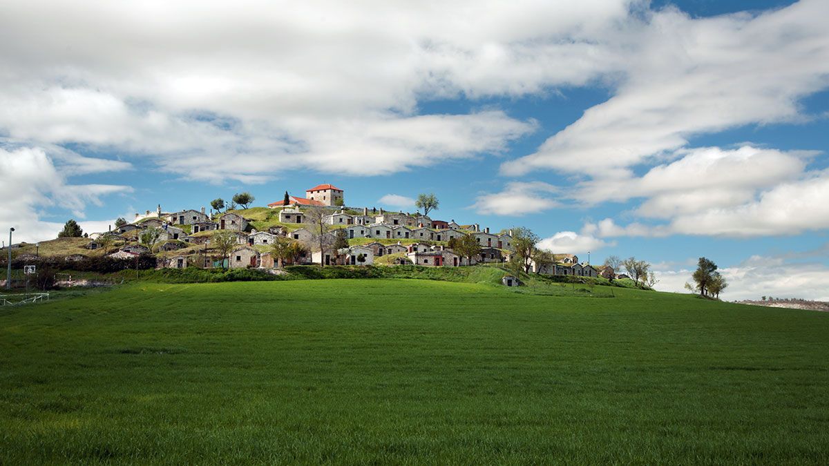 El pueblo de Burgos premiado por sus bodegas, en imágenes