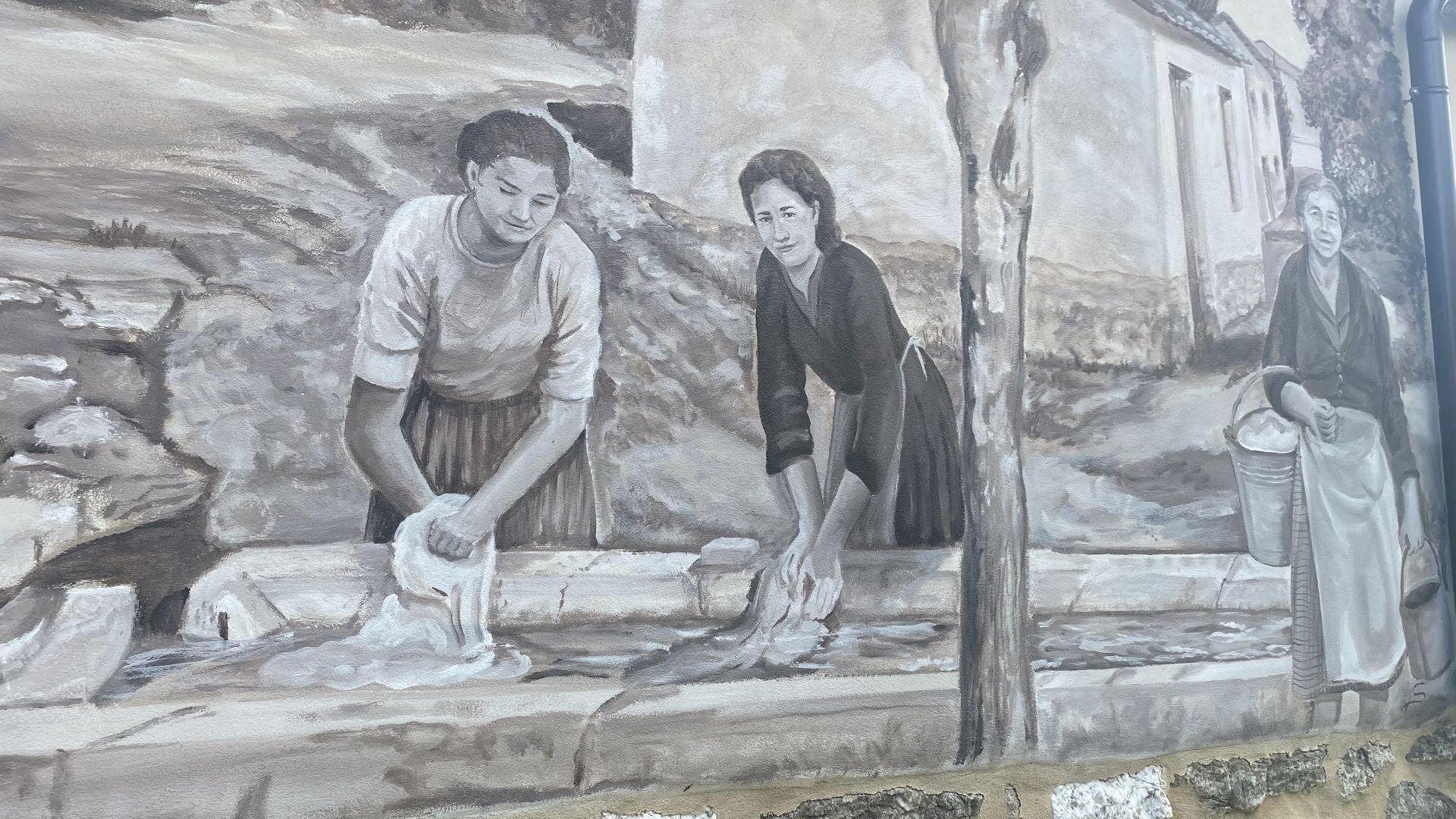 Los murales de un pueblo de Burgos que muestran su pasado