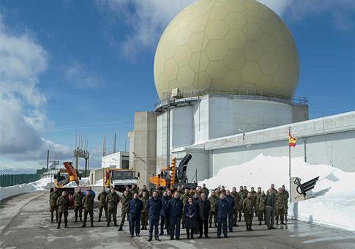 Imagen principal - Imágenes de la EVA 12, algunas en pleno invierno.