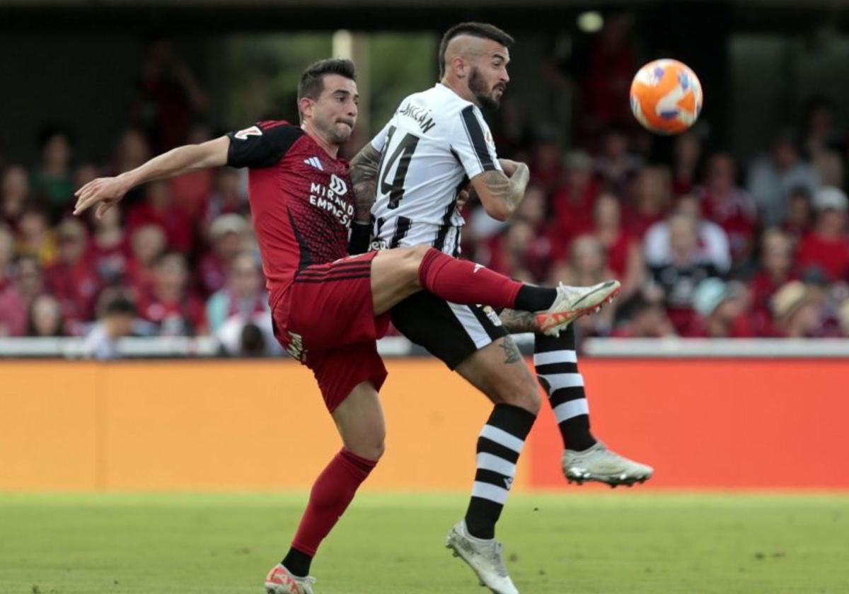 Jugada del partido en el Cartagonovoa.