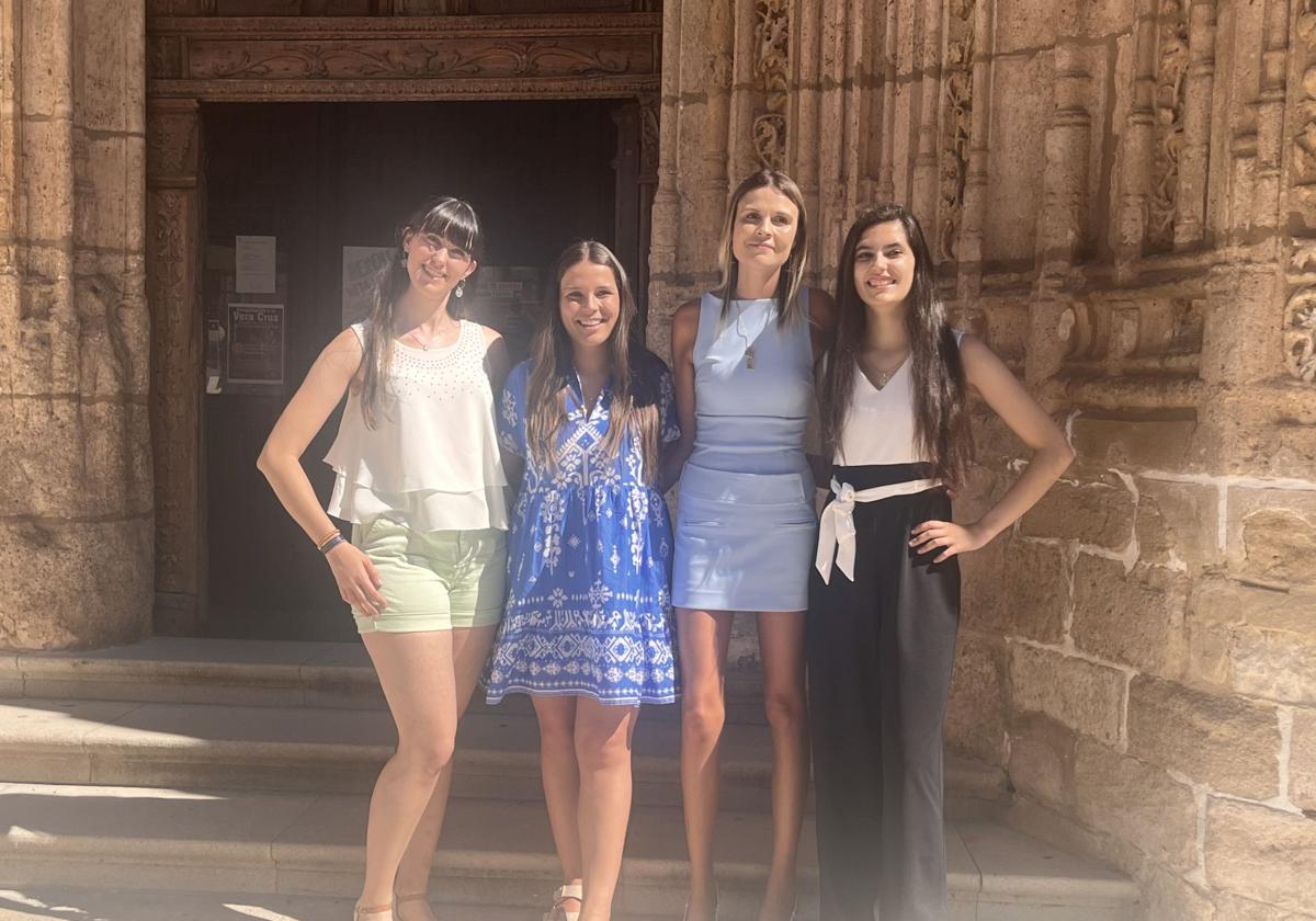 Aranda mantiene la Reina Senior en las fiestas 2025