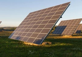 Imagen de archivo de una planta solar.