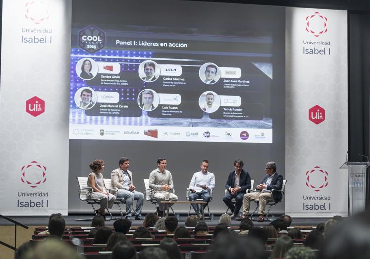 Primer panel «Líderes de acción».