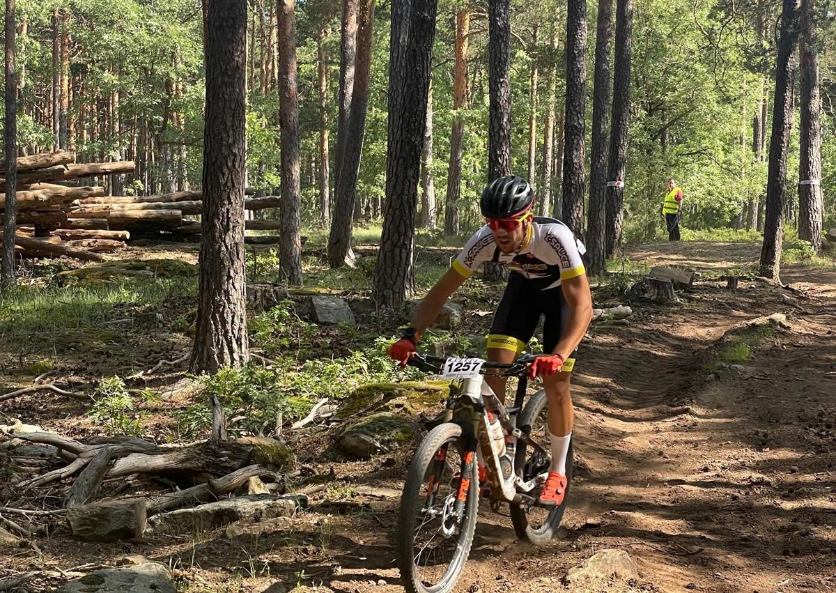 Imagen secundaria 1 - La Marcha BTT Comarca Pinares de Regumiel, consolidada como referente en el MTB de Burgos