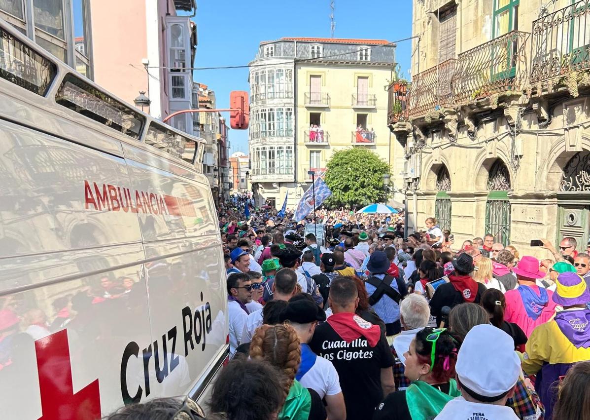 Imagen secundaria 1 - Imágenes del despliegue de Cruz Roja en Miranda