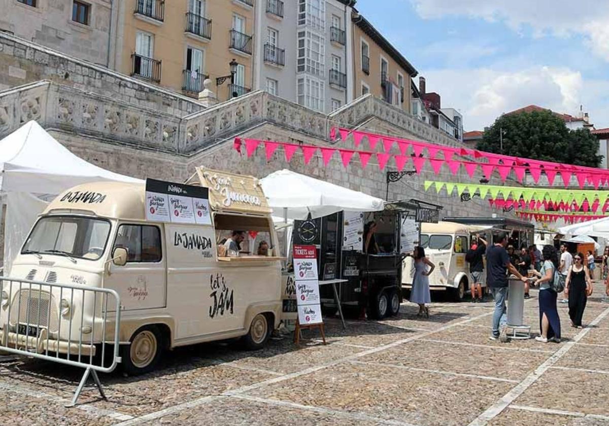 Conflicto entre un hostelero y el Ayuntamiento de Burgos por «corruptelas» en las adjudicaciones de food trucks