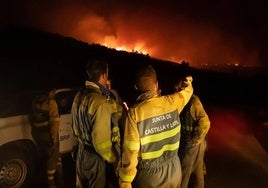 Imagen de archivo de una dotación del operativo contra incendios de la Junta.