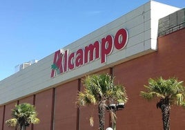 Alcampo cerrará el súper de Miranda y despedirá a otros 30 empleados en Burgos