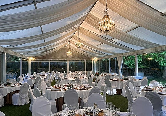 Carpa para los banquetes en Quinta San Agustín.