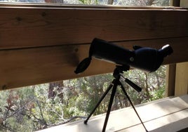 Imagen desde el interior del observatorio cerrado, algo que critican desde el pueblo como una deficiencia.
