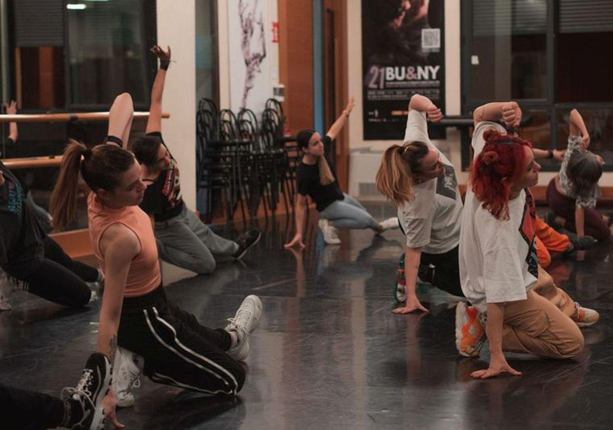 Imagen principal - La danza se funde con el Camino de Santiago en un viaje artístico sin precedentes