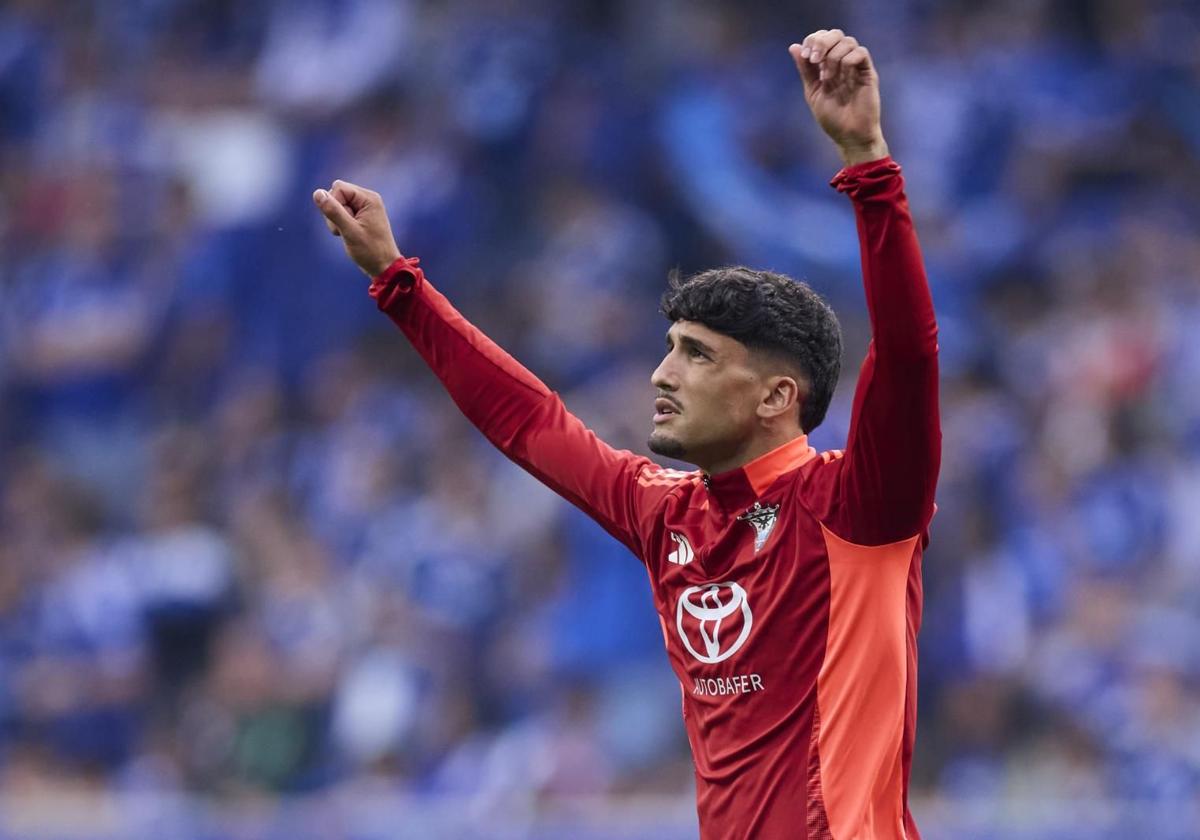 Las mejores imágenes del partido del Mirandés en Oviedo