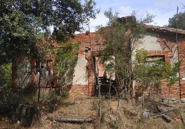 Invierten 203.000 euros para demoler tres edificios y una pista deportiva del Bosque de Villafría de Burgos