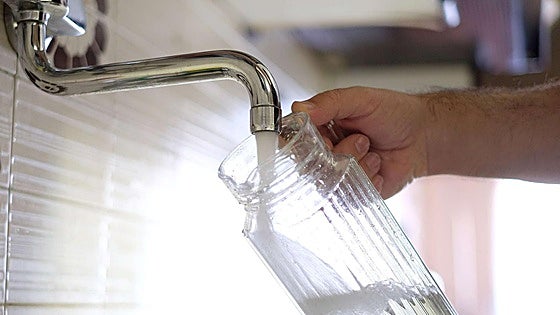 Varios barrios de Aranda se quedan sin suministro de agua debido a las tormentas