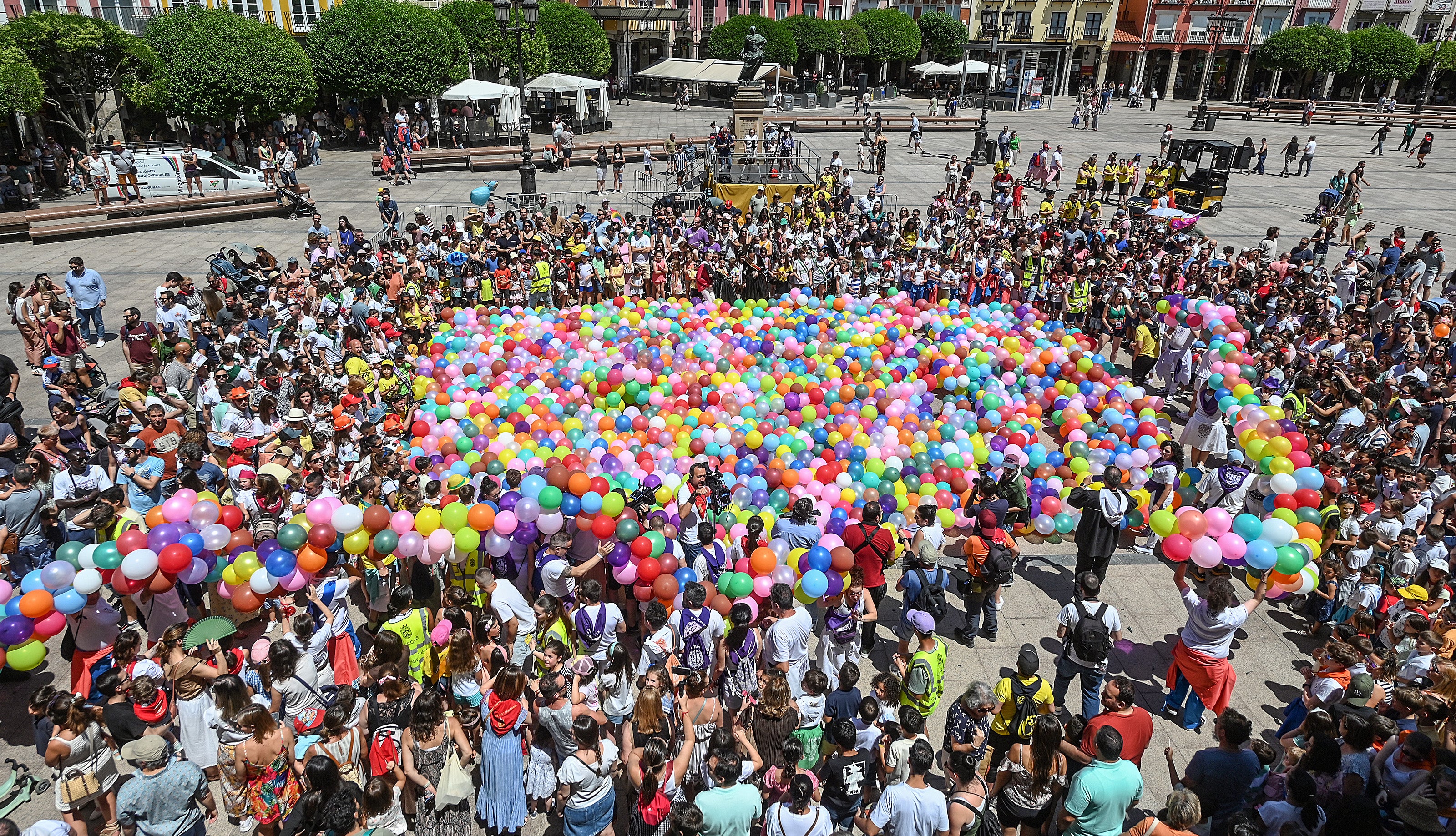 El pregón infantil de Sampedros, en imágenes