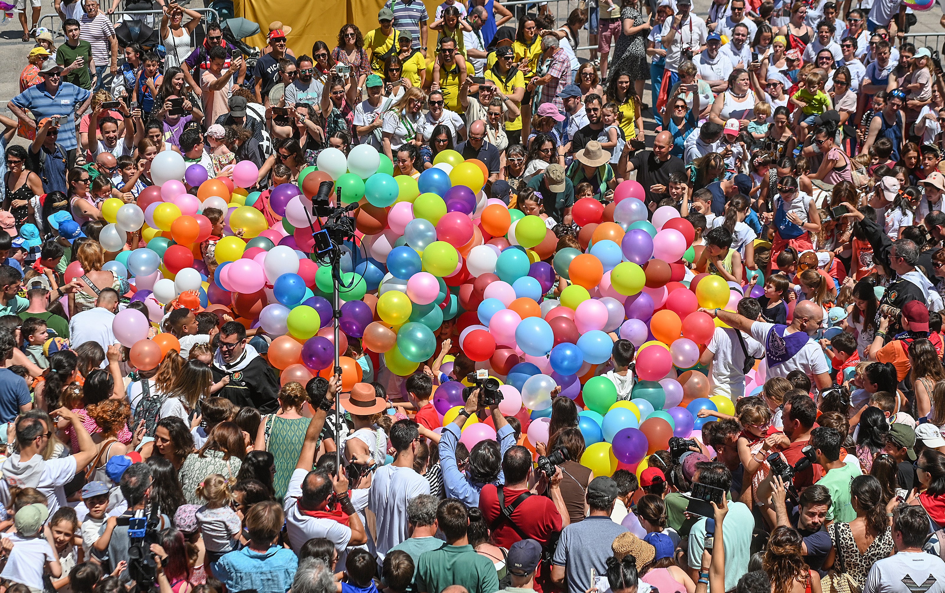 El pregón infantil de Sampedros, en imágenes