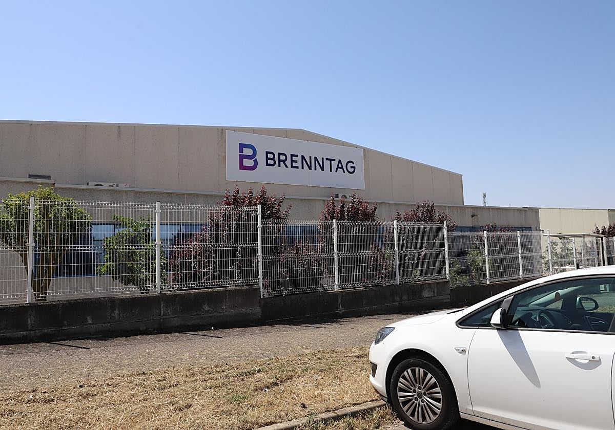 Empresa de Burgos afectada por el derrame de sosa cáustica.