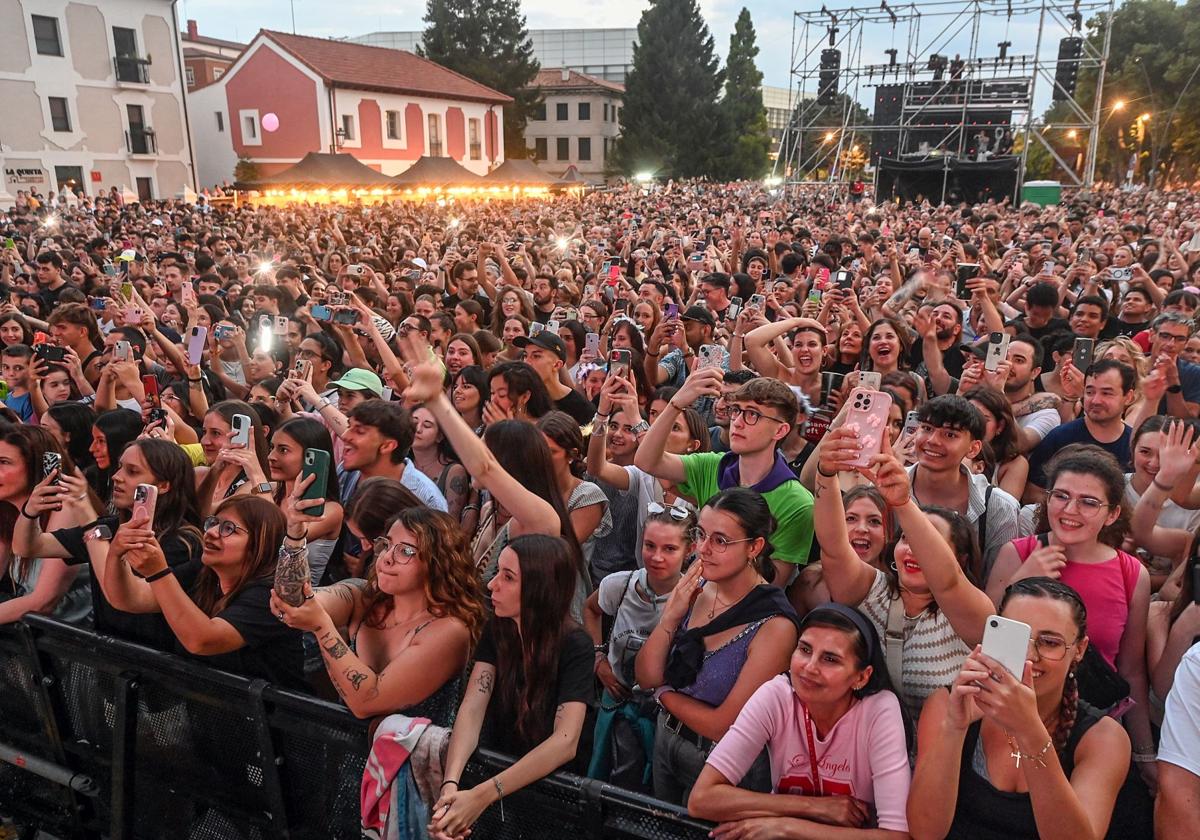 El concierto de Abraham Mateo en los Sampedros, en imágenes