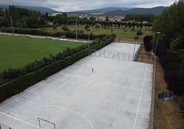 Imagen aérea de las pistas de fútbol sala.
