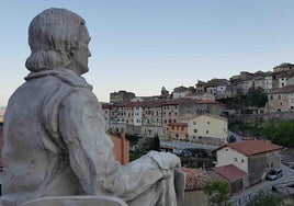 Vista de Poza desde el monumento de Félix.