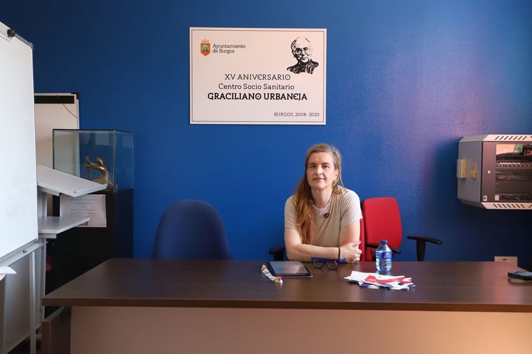 Marta Cossio Rodríguez en la sede de ABUDAH.