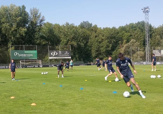Imagen del primer entrenamiento en Castañares.