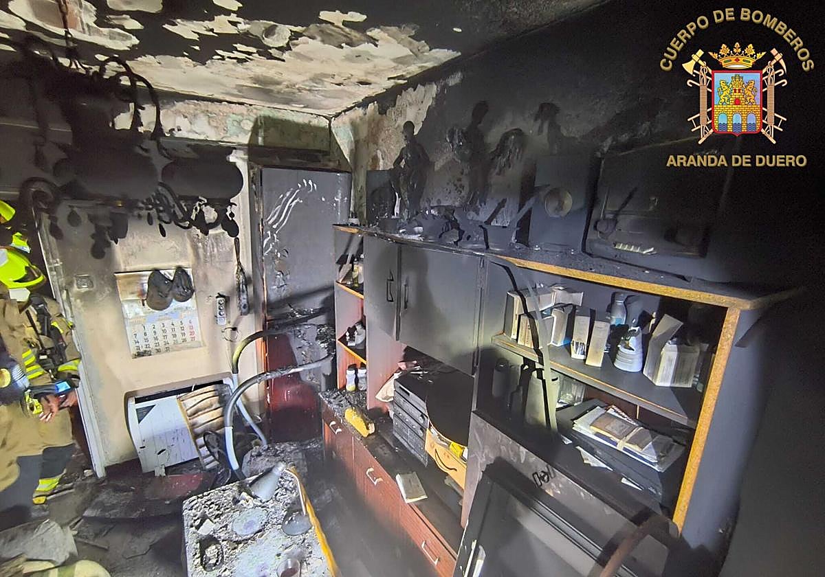 Vivienda de Aranda de Duero quemada