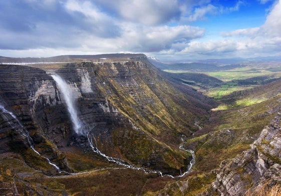 El Salto del Nervión del Monte Santiago