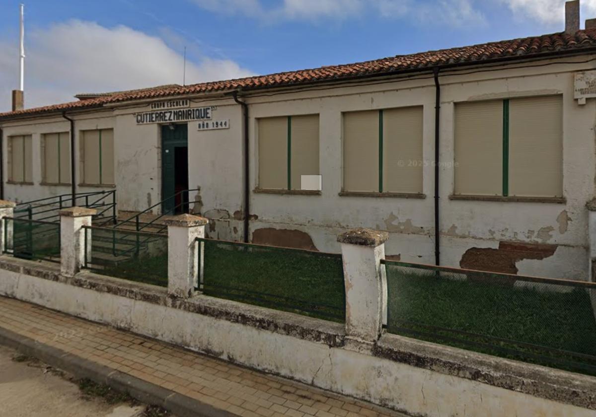 Antiguas escuelas Gutiérrez Manrique, en Villasandino