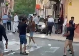 Imagen de la batalla campal en Aranda este domingo.
