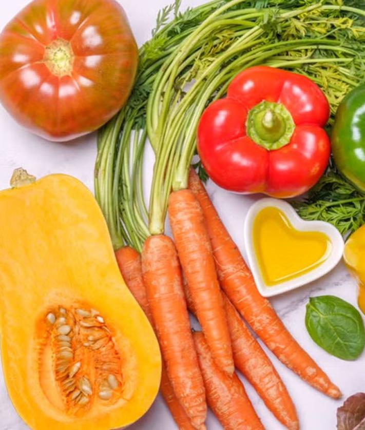 Imagen secundaria 2 - El secreto de un bronceado radiante y saludable: la alimentación como aliada