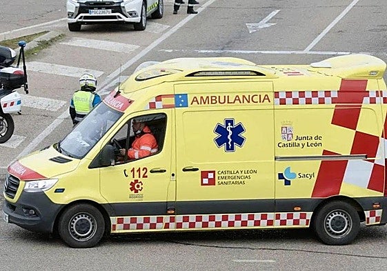 Los servicios de emergencias están trabajando en el lugar de los accidentes.
