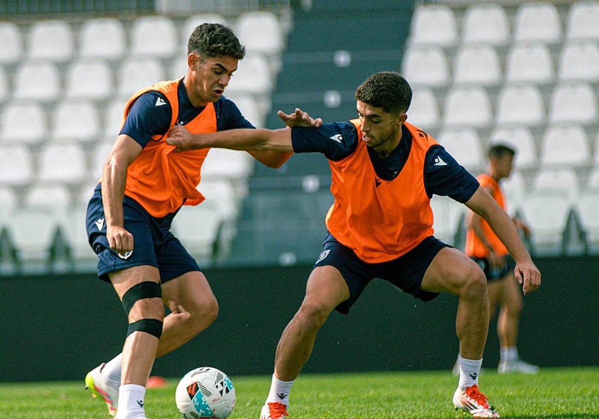 El Burgos CF ha entrenado hoy en El Plantío.