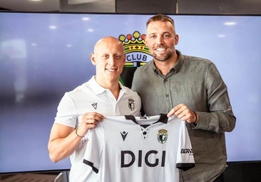 Mollejo: «Deseo que mi mejor versión como futbolista llegue en Burgos»