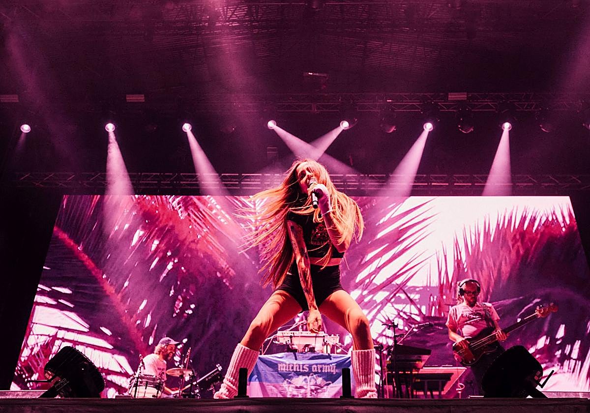 Zahara durante su actuación en Sonorama.