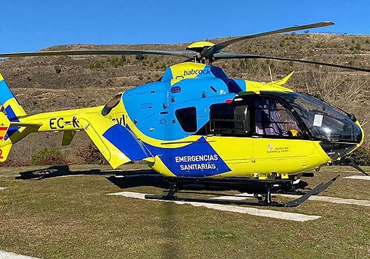 Imagen de archivo de un helicóptero medicalizado en Burgos.