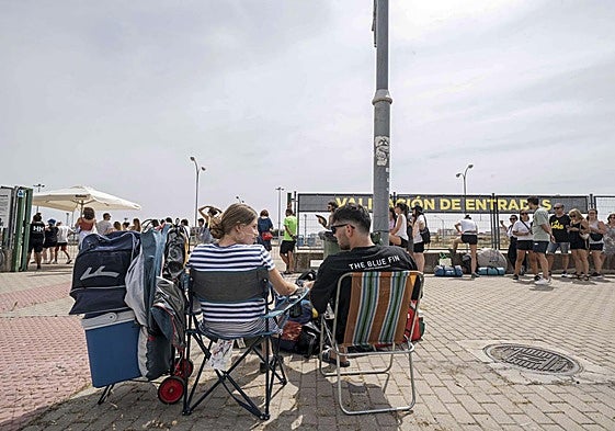 Colas para validar las entradas en Sonorama 2025 en Aranda de Duero.