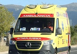 Imagen de archivo de una ambulancia del SACYL.