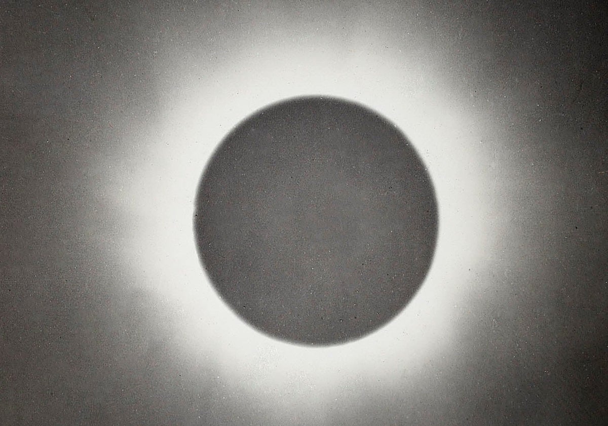 El eclipse de 1925, recogido por el Archivo de Burgos.